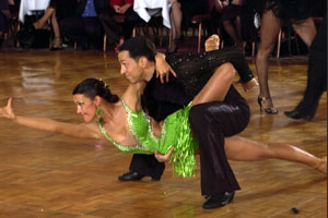 БОЛЕЗНЬ ТАНЦА