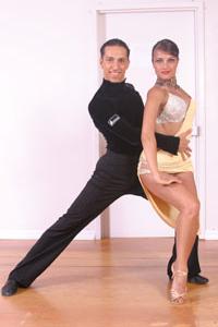 БОЛЕЗНЬ ТАНЦА