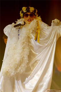 Theatre Parody - Funny People