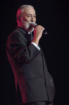 Vakhtang Kikabidze at Russian Festival Matryoshka 2006